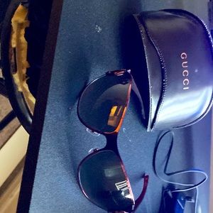 Women’s Gucci sunglasses